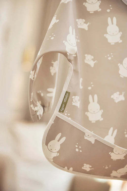 Bavoir imperméable à manches | Miffy & Snuffy
