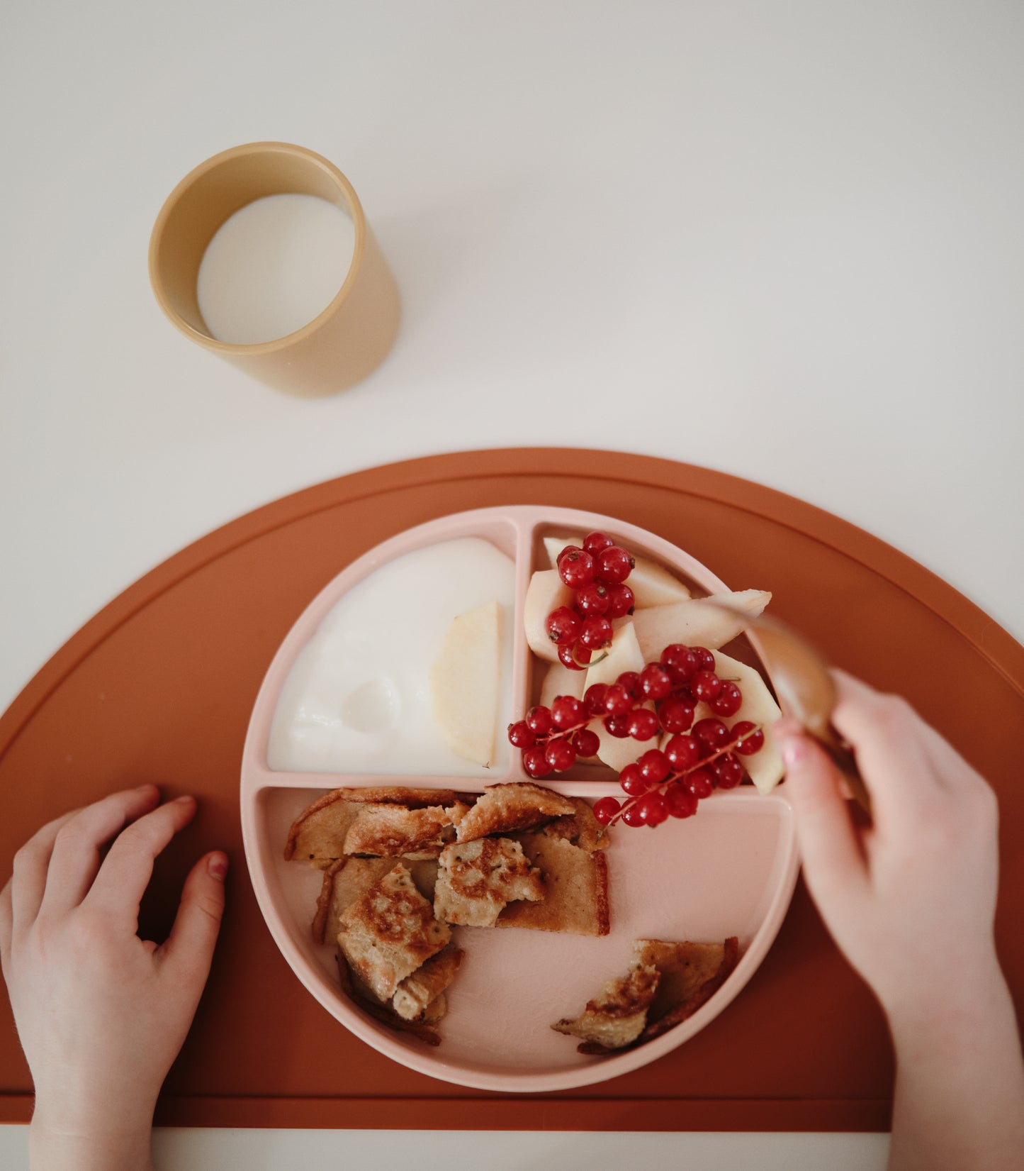 Assiette à compartiments en silicone | Blush
